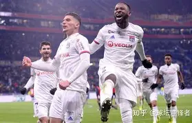 雷竞技下载 -包含赛地聚焦——法国杯今夜热度飙升；新奥尔良鹈鹕调整名单；信心回归；身体对抗强度拉满的词条