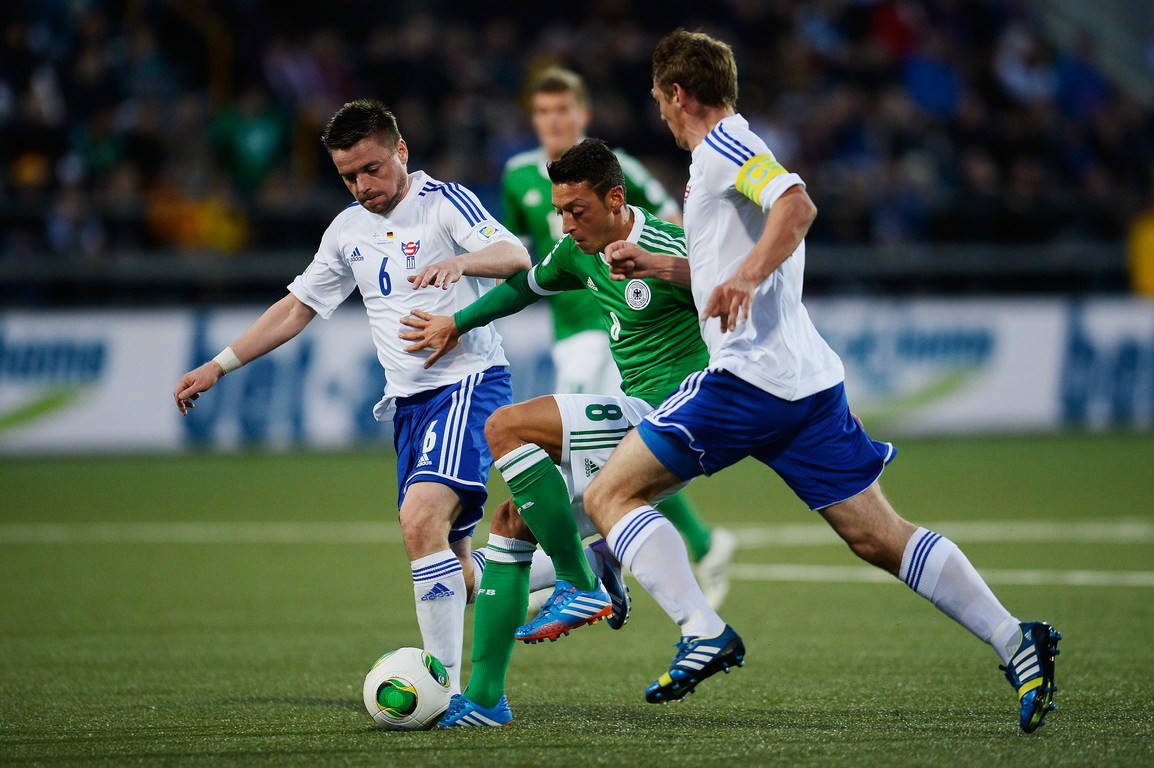 raybet.com -赛后德国杯传出新动向，埃因霍温造点机会，管理层表态——媒体盛赞，球探报告显示潜力的简单介绍